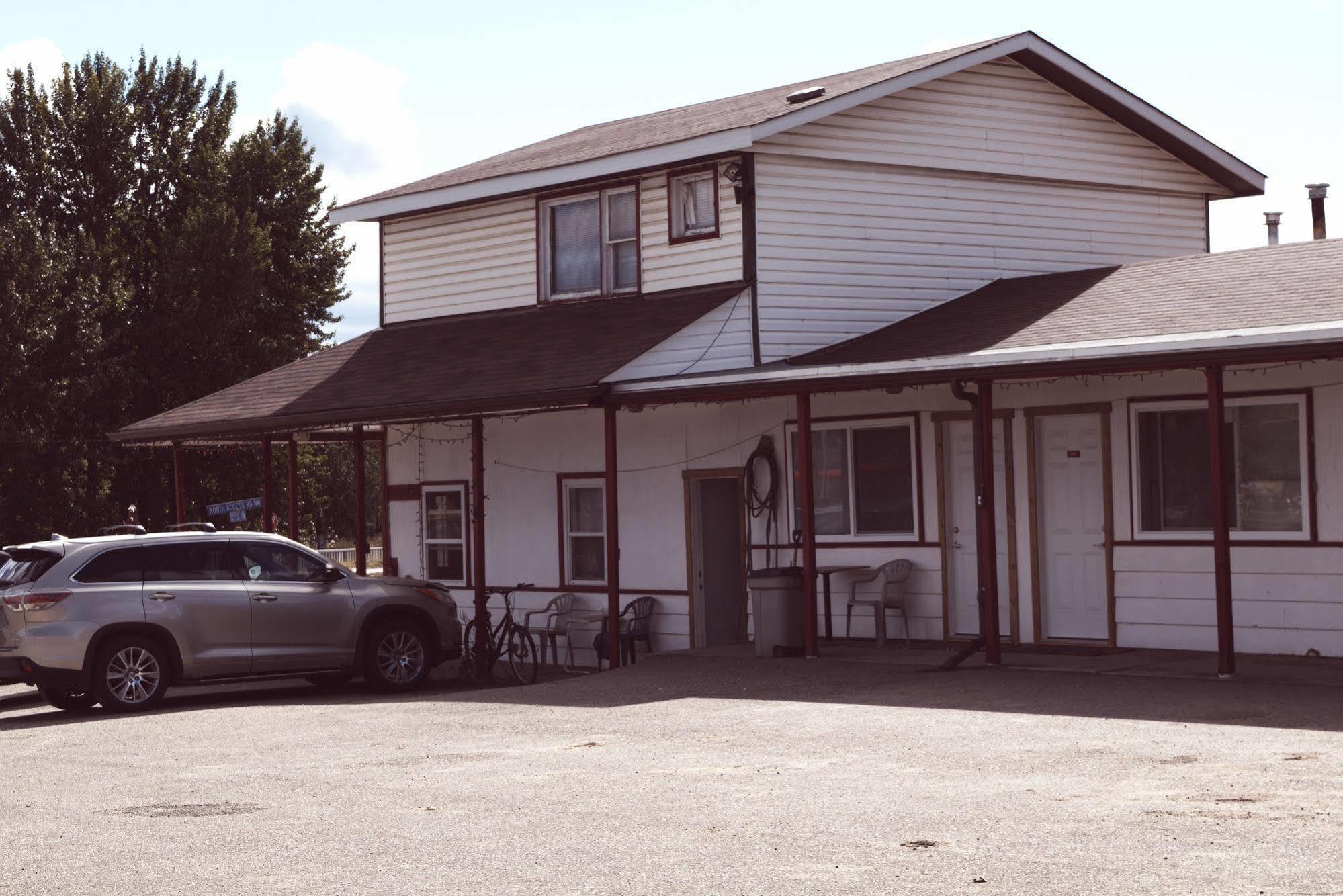 Chetwynd Court Motel Exterior foto